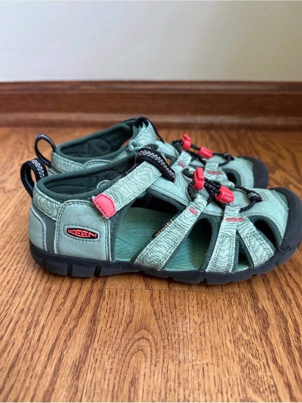 Keen Seacamp CNX Sandals Kids Size 1